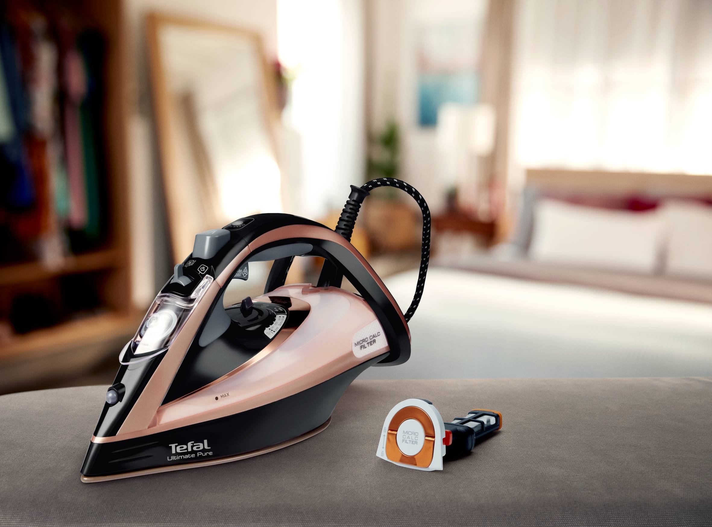 Napařovací žehlička Tefal Ultimate Pure FV9844E0 Azurová/Černá