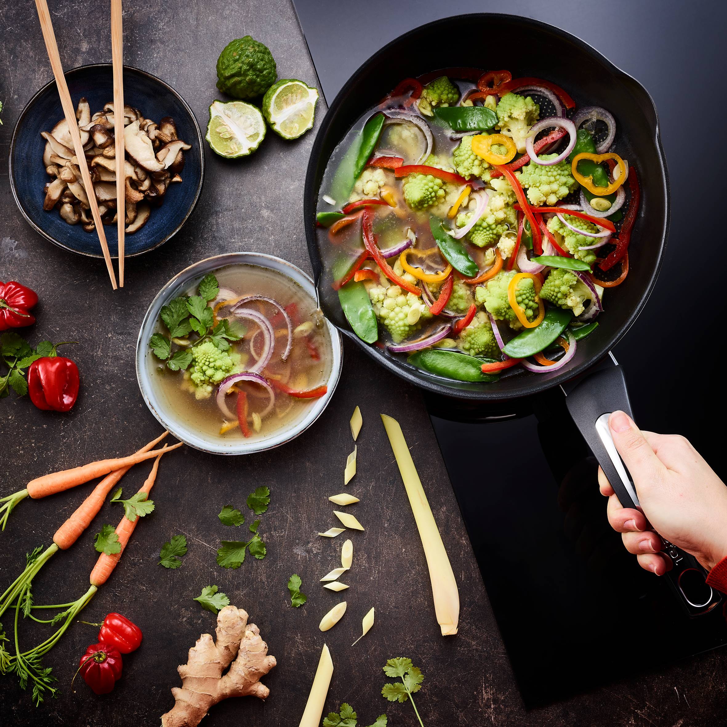 Hluboká pánev Tefal Emotion E3007704 26 cm