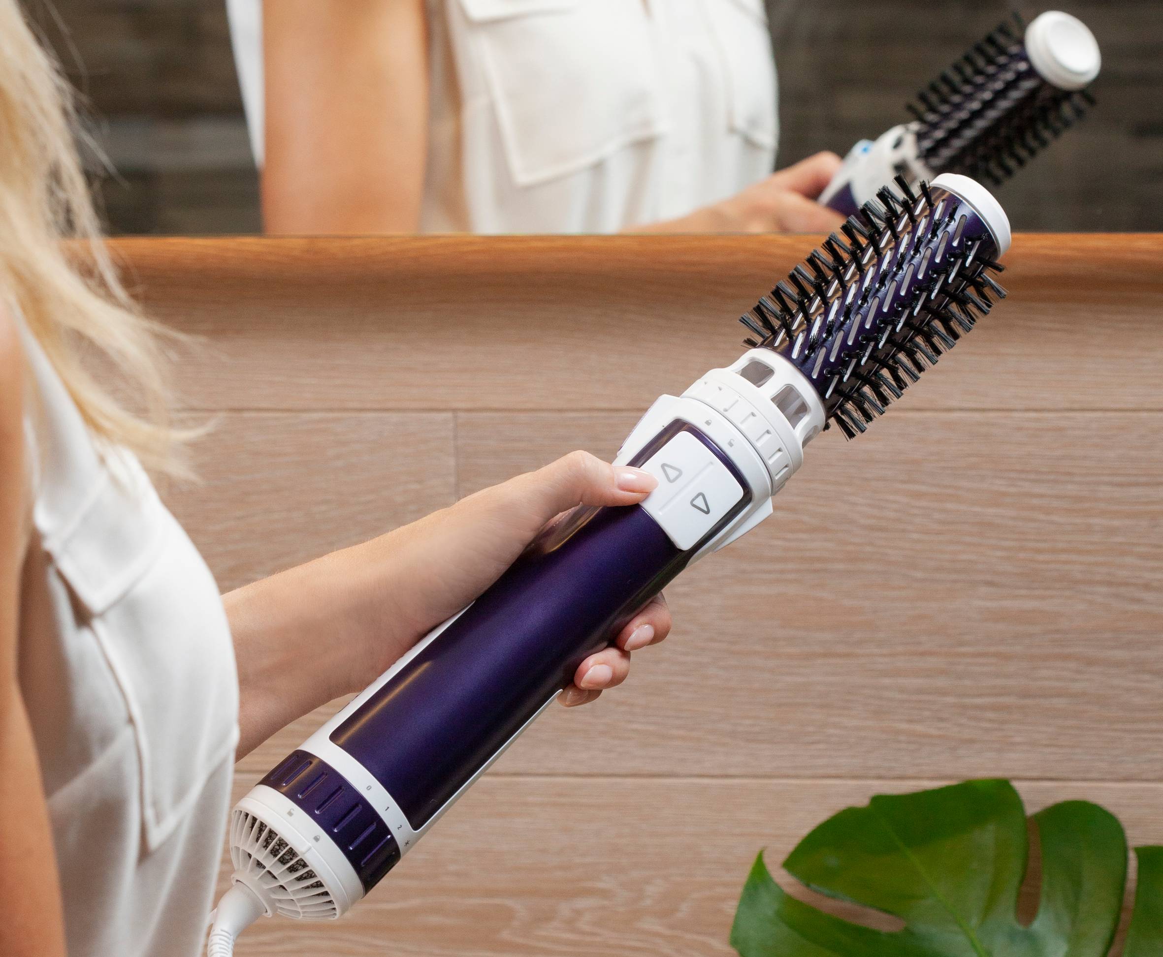 Horkovzdušný kartáč Rowenta BRUSH ACTIV VOLUME&SHINE CF9530F0