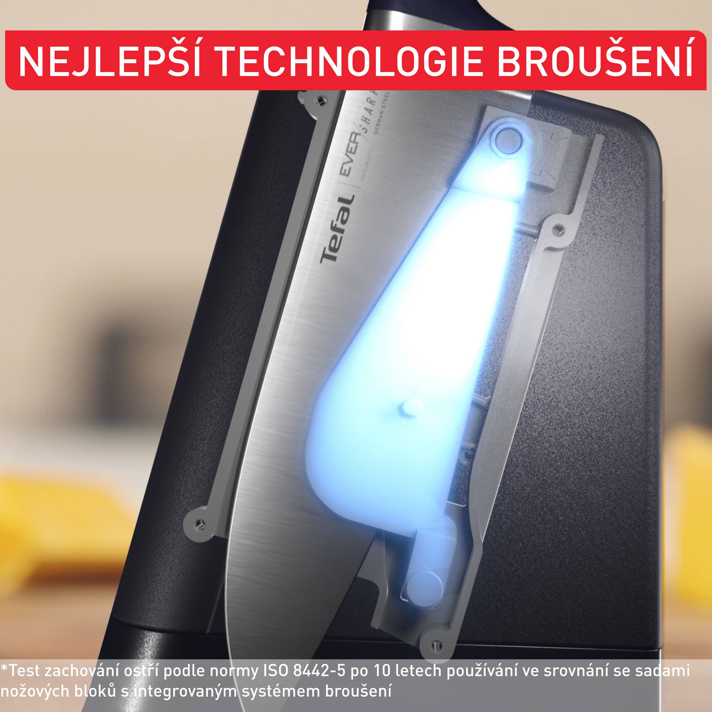 Sada kuchyňských nožů a blok na nože s integrovaným brouskem Tefal EverSharp K297S644 5 ks