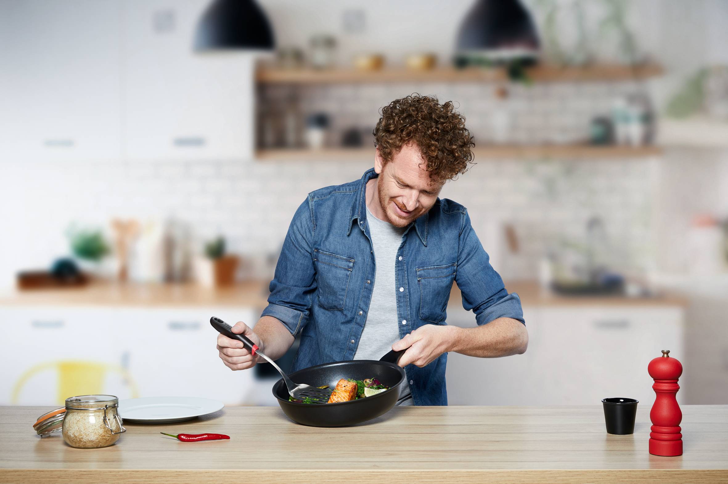 Pánev Tefal Unlimited G2550772 30 cm