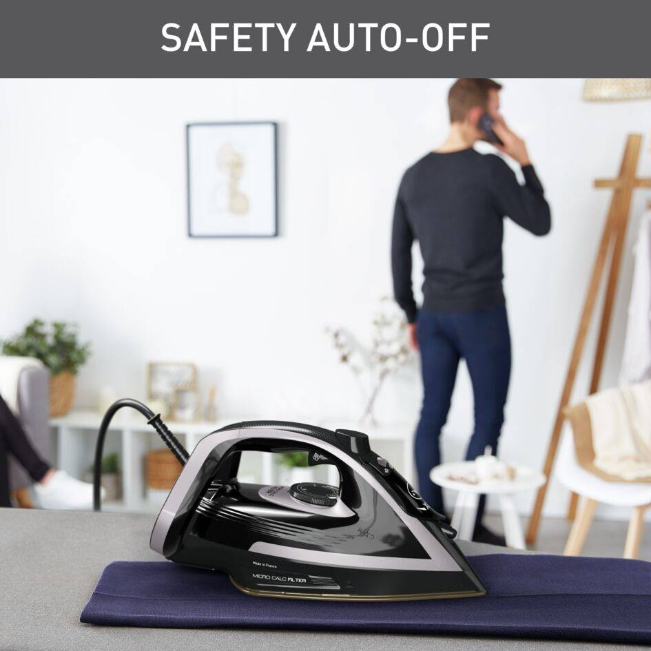 Napařovací žehlička Tefal Puregliss FV8062E0 Stříbrná/Černá