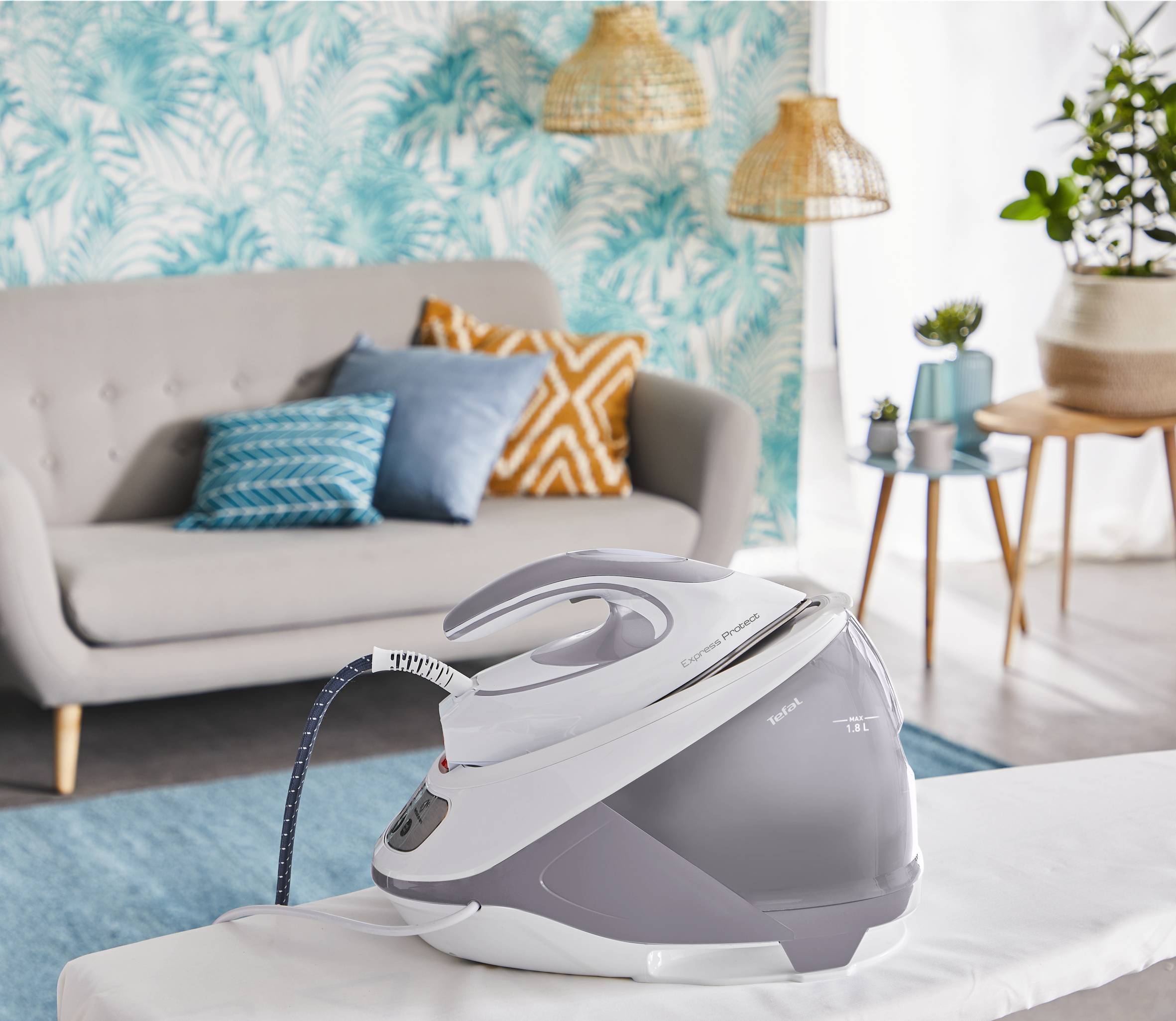 SV9203 Express Protect Parní generátor Tefal šedá/bílá