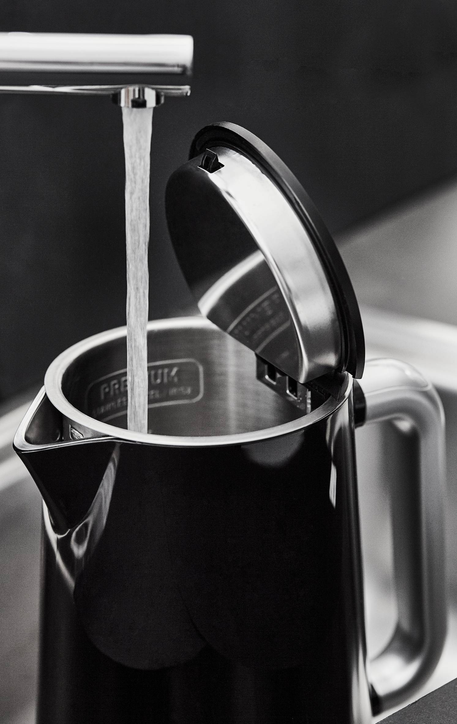 Rychlovarná konvice s regulací teploty Tefal Digital KO851830 Černá 1,7 l