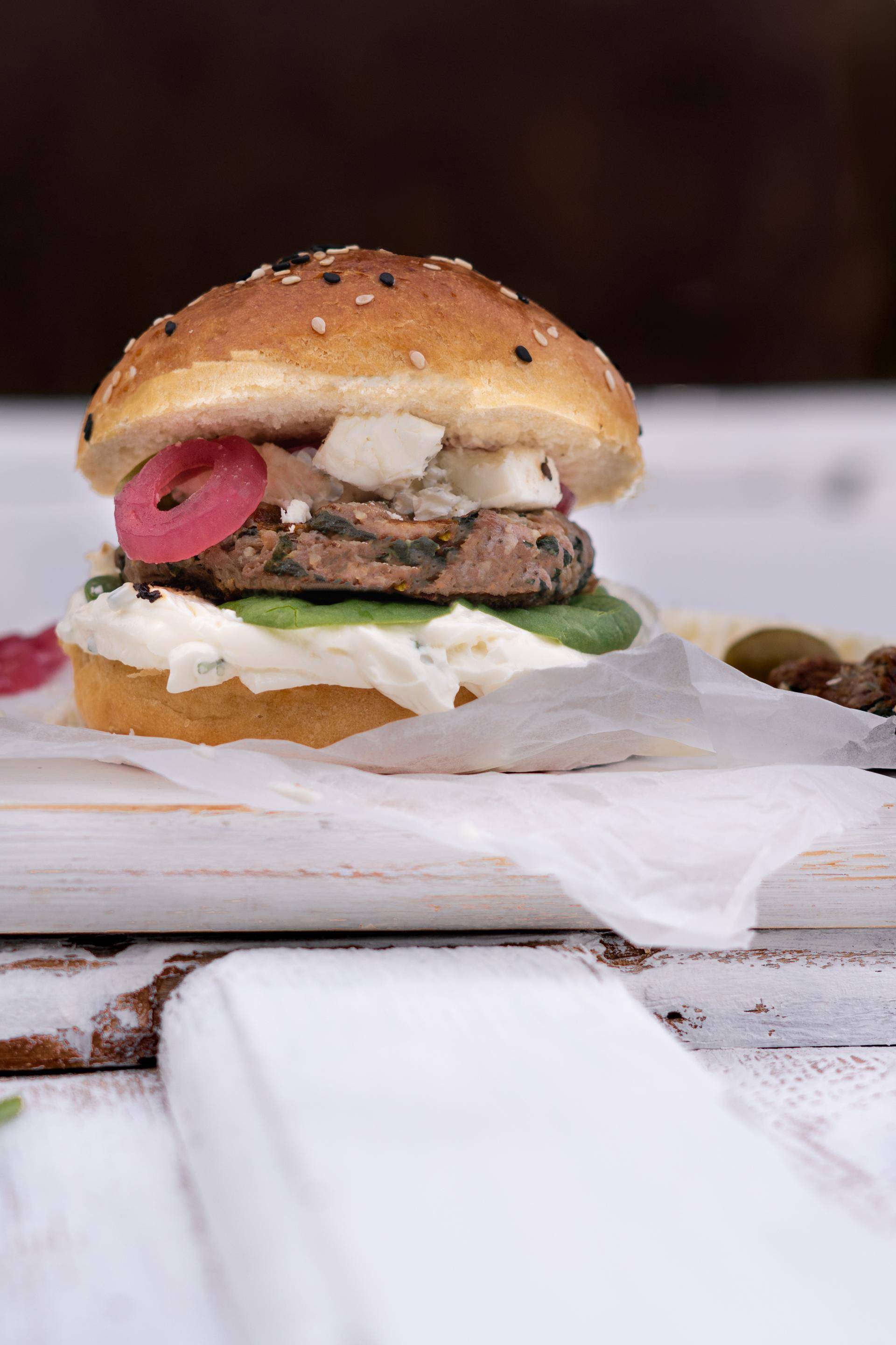 Krůtí burgery na řecký způsob - recept OptiGrill 4in1 XL | Tefal