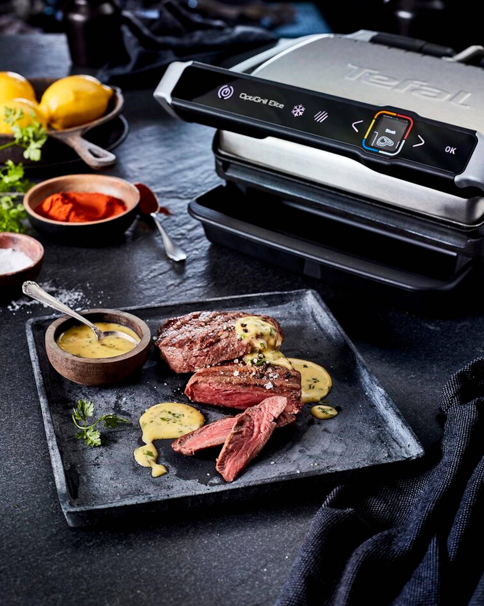 Hovězí medailonky s omáčkou béarnaise - recept Optigrill Elite | Tefal