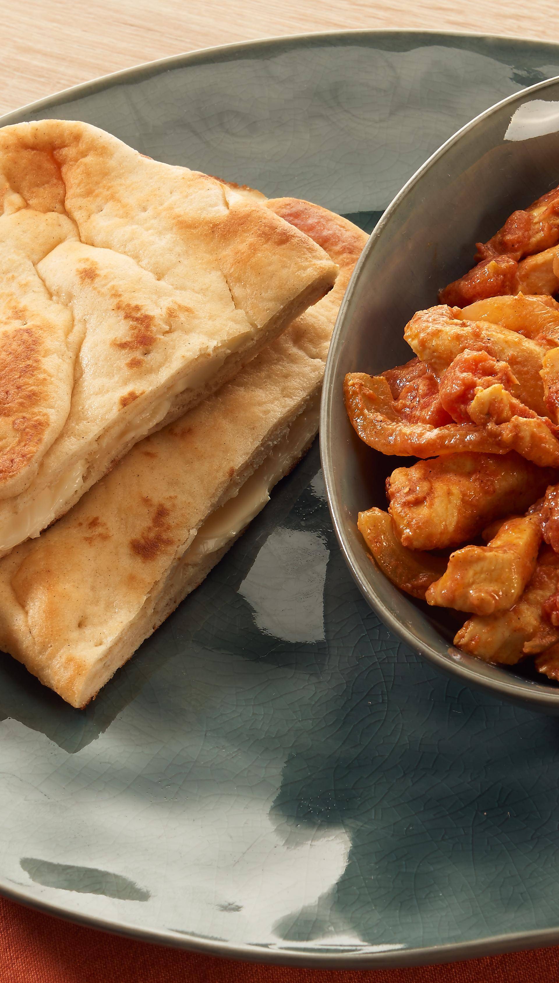 Domácí sýrové placky naan - recept Hrnce a pánve | Tefal