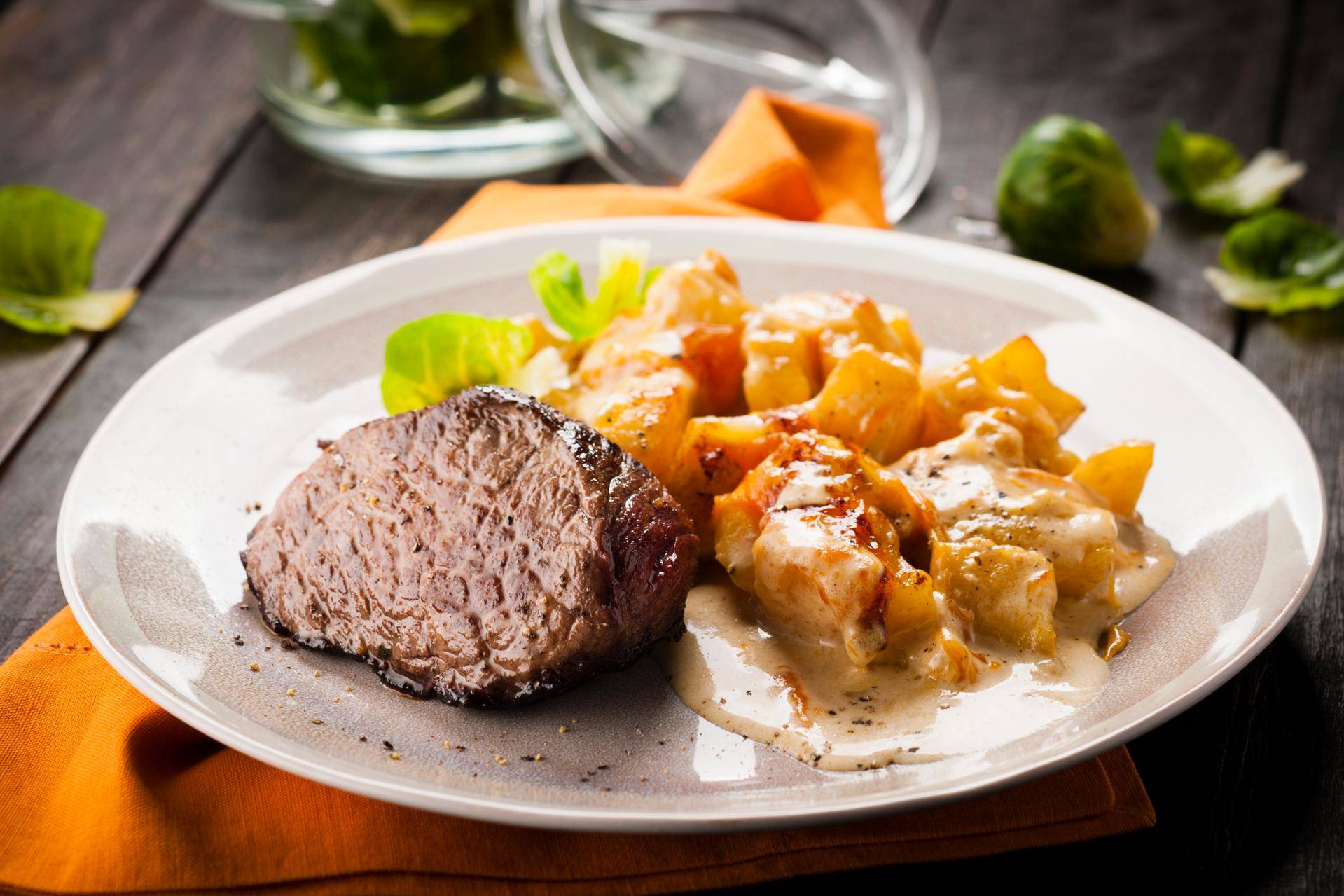 Brambory s hovězím a cheddarem - recept Cookeo | Tefal