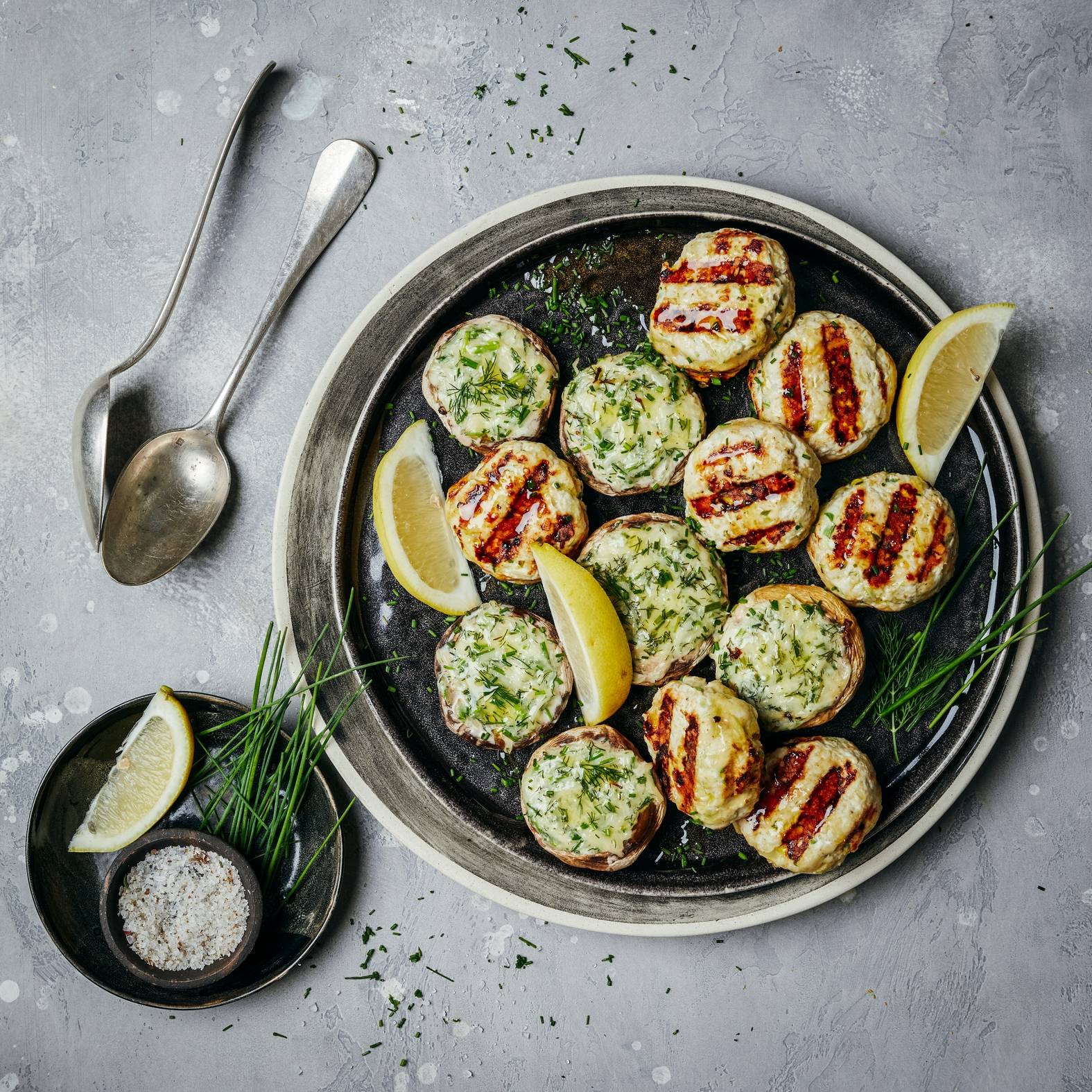 Masové kuličky s houbami plněnými sýrem - recept OptiGrill 2in1 | Tefal