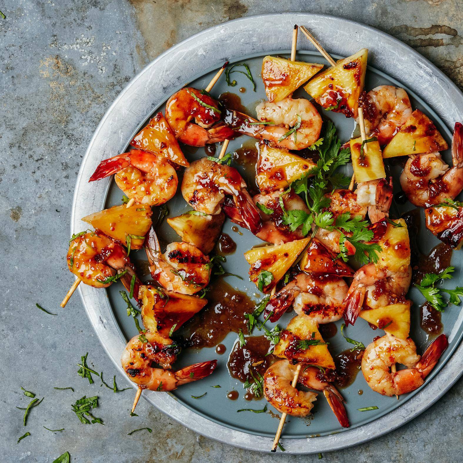 Špízy s ananasem a krevetami a medovo-česnekovým máslem - recept OptiGrill 2in1 XL | Tefal