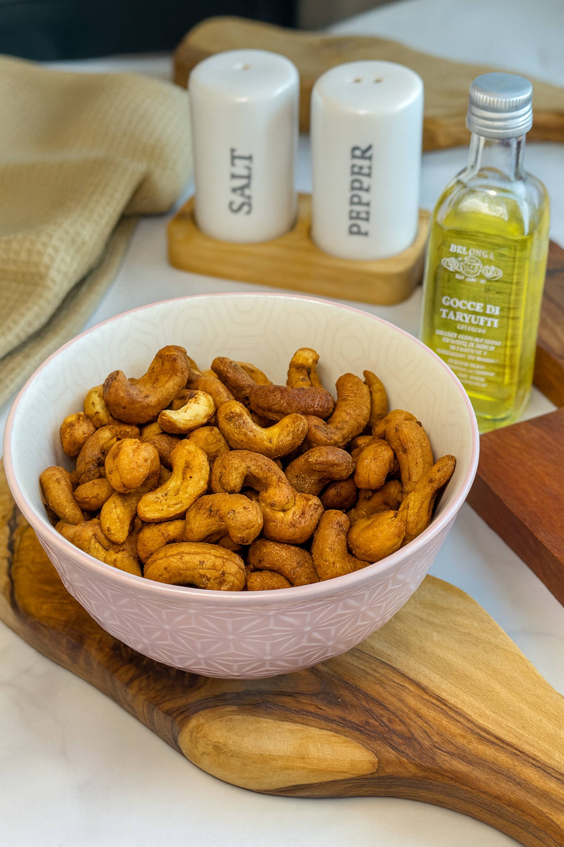 Pečené kešu ořechy s lanýžovým olejem - recept EASY FRY & GRILL 2 in 1 MECHANICAL | Tefal