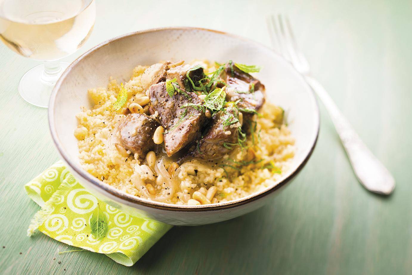 Dušené jehněčí s piniovými oříšky - recept Cookeo | Tefal