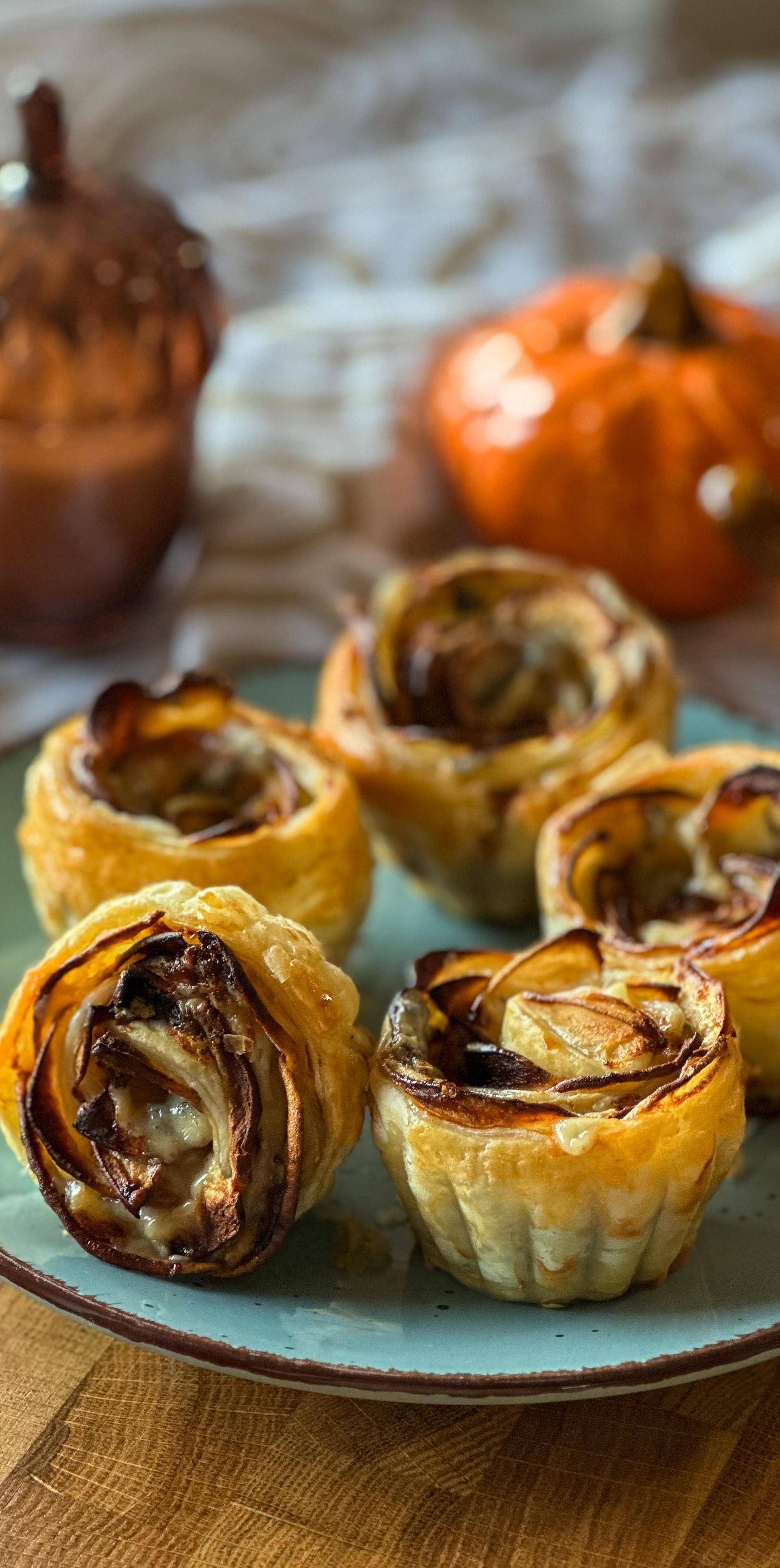 Listové kytičky s hruškou a nivou - recept EASY FRY & GRILL 2 in 1 MECHANICAL | Tefal