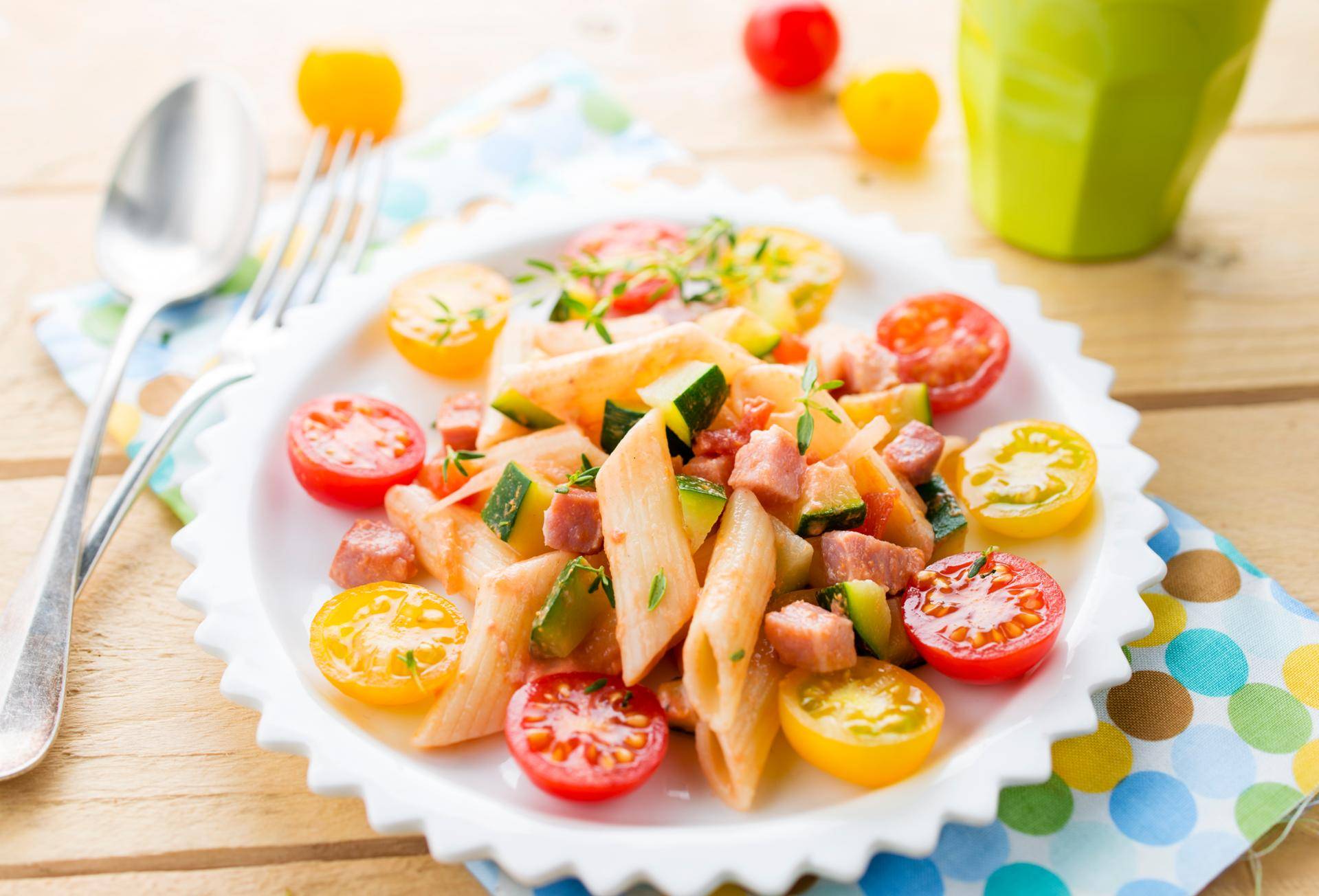 Těstoviny s cuketou a slaninou - recept Cookeo | Tefal