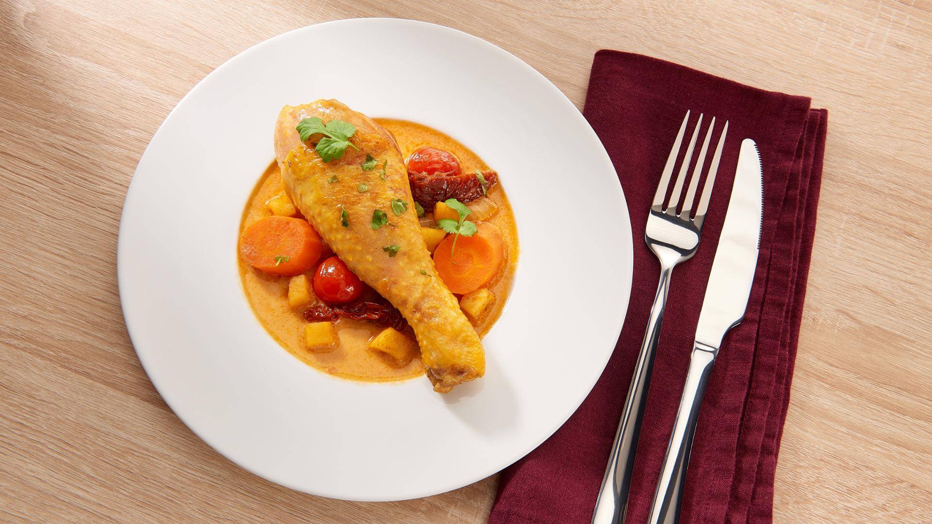Kuře s kari a rajčaty - recept Hrnce a pánve | Tefal