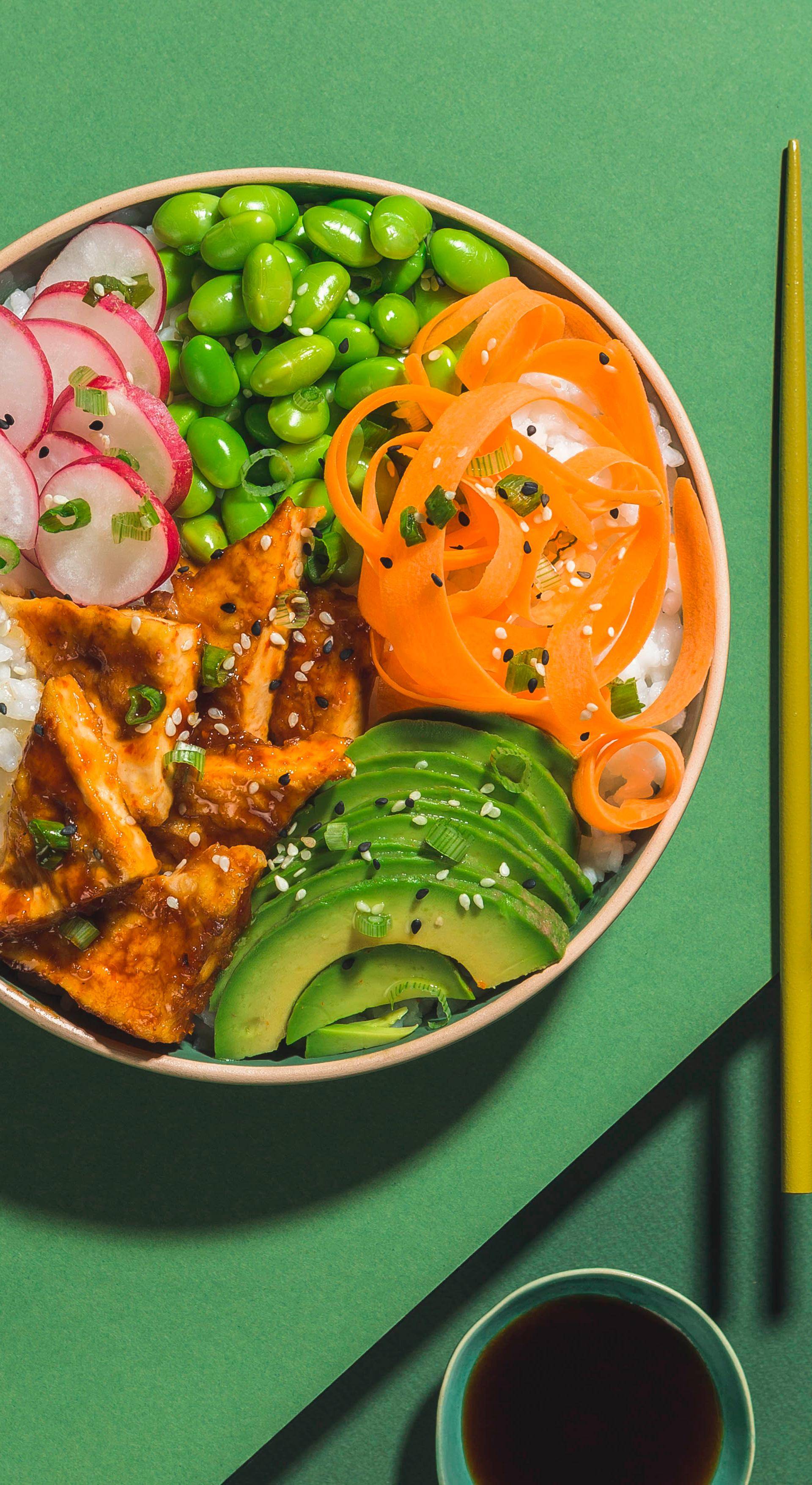 Poke bowl s grilovaným tuňákem - recept Easy Fry Max | Tefal