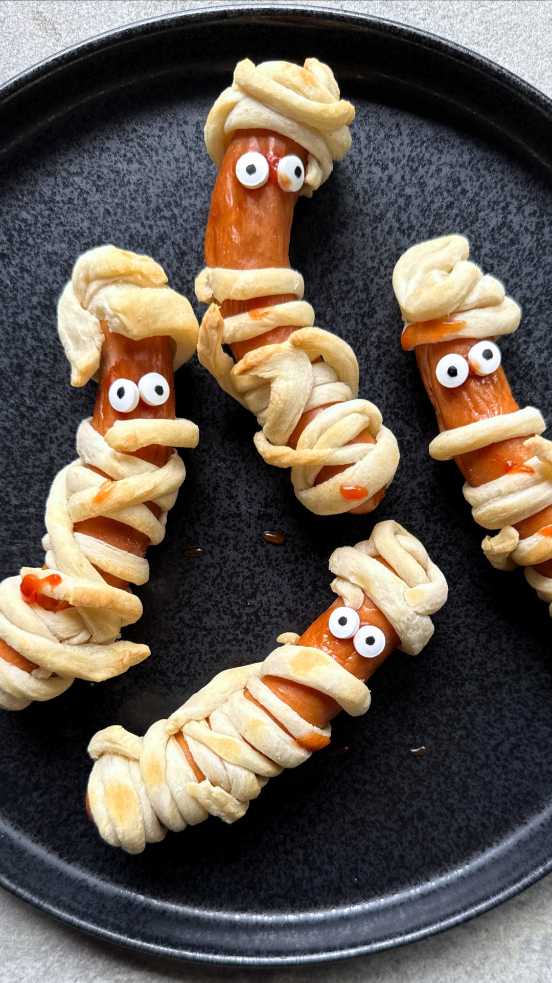 Hot dog mumie - recept Dual EasyFry | Tefal