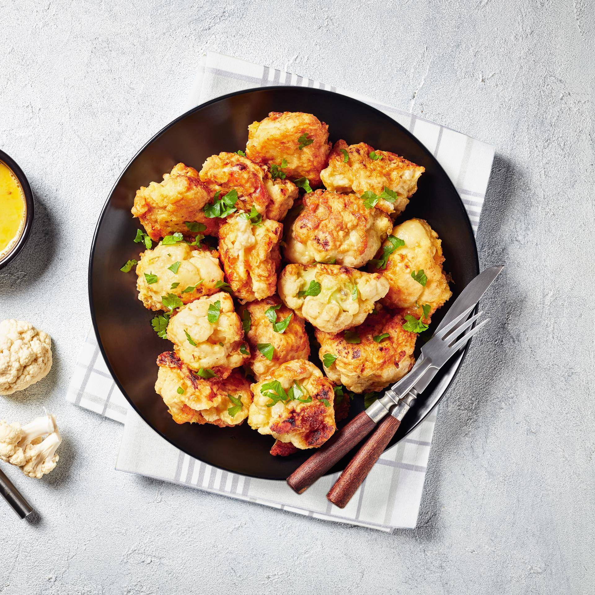 Křupavý pečený květák s česnekem a kořením - recept Easy Fry XL Surface | Tefal