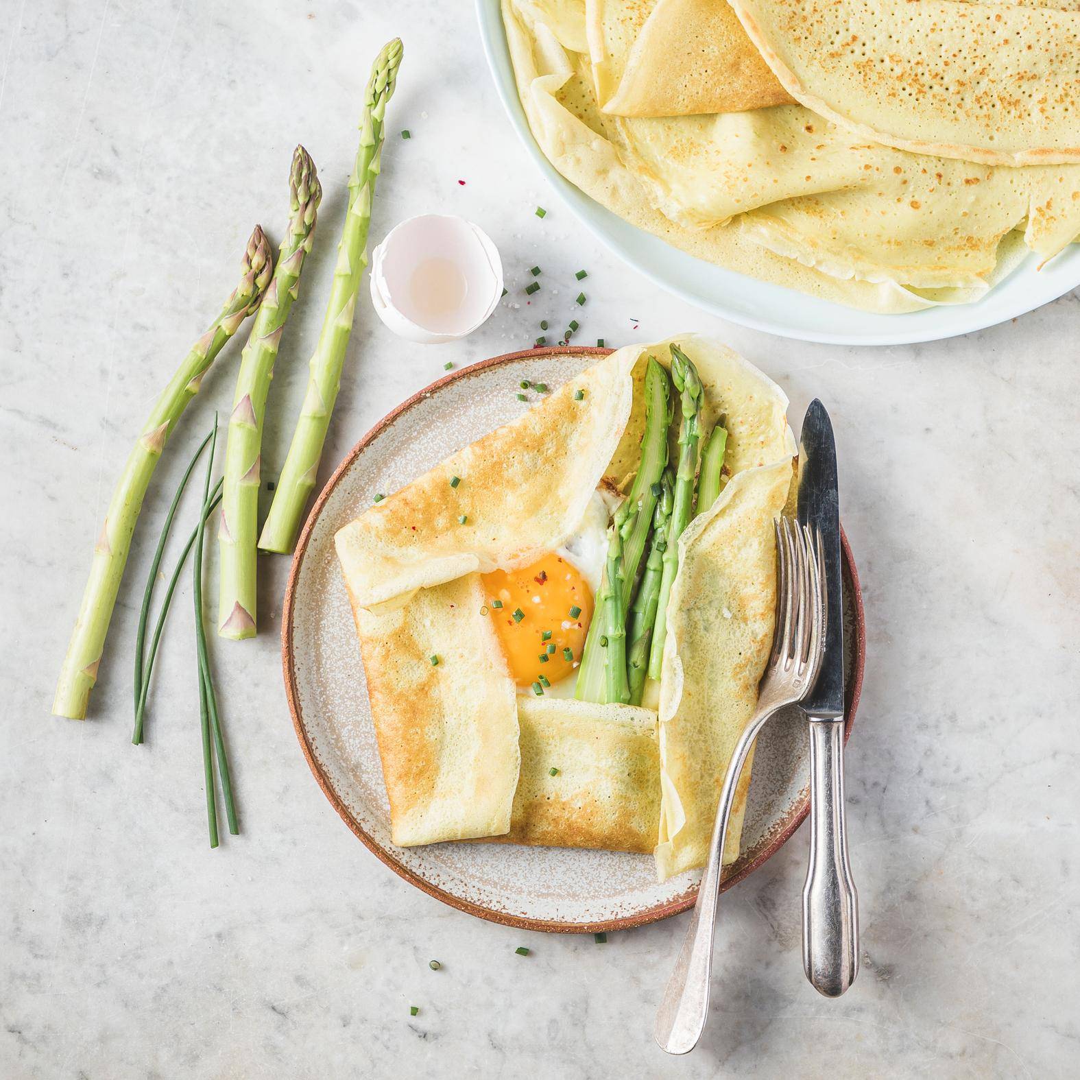 Slané palačinky s chřestem - recept Hrnce a pánve | Tefal