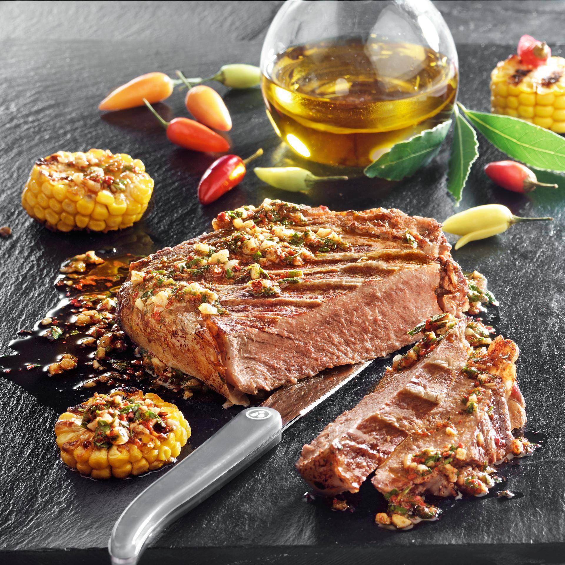 Grilovaný vysoký roštěnec s omáčkou chimichurri - recept OptiGrill + | Tefal