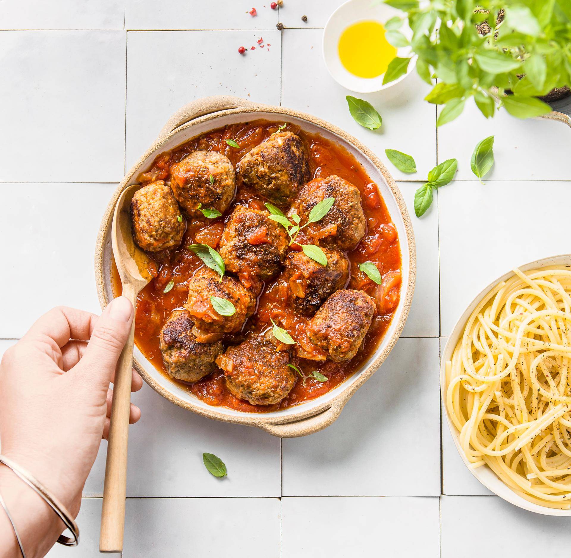 Masové koule z hovězího masa s ricottou a oreganem - recept Hrnce a pánve | Tefal