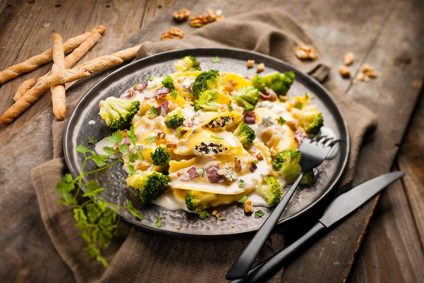 Ravioli s vlašskými ořechy a gorgonzolou - recept Cookeo | Tefal