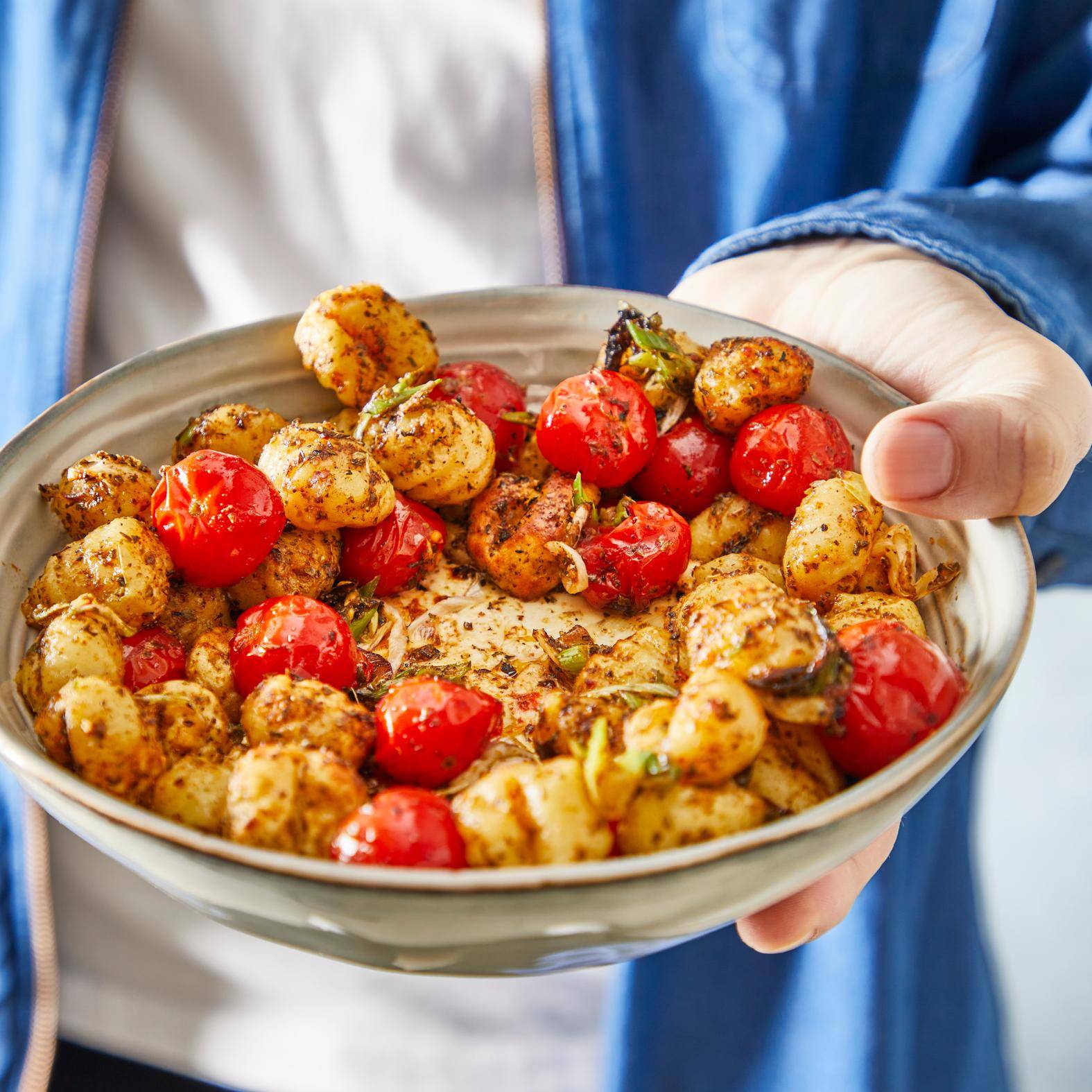 Křupavé gnocchi s fetou a cherry rajčátky - recept Easy Fry Compact | Tefal
