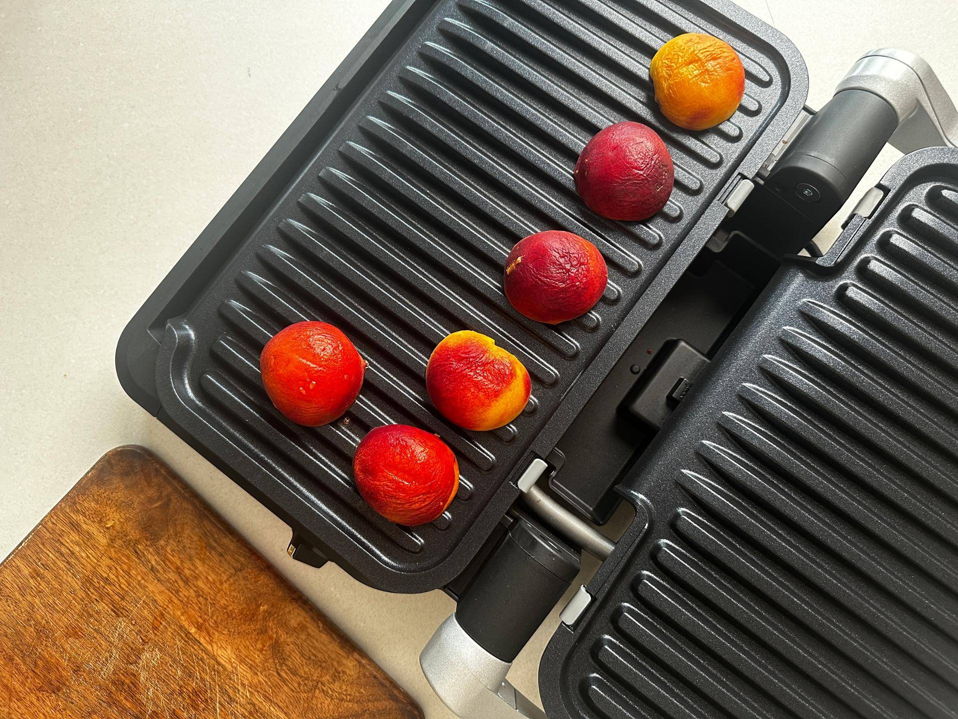 Vafle se smaženými broskvemi - recept OptiGrill 4in1 XL | Tefal