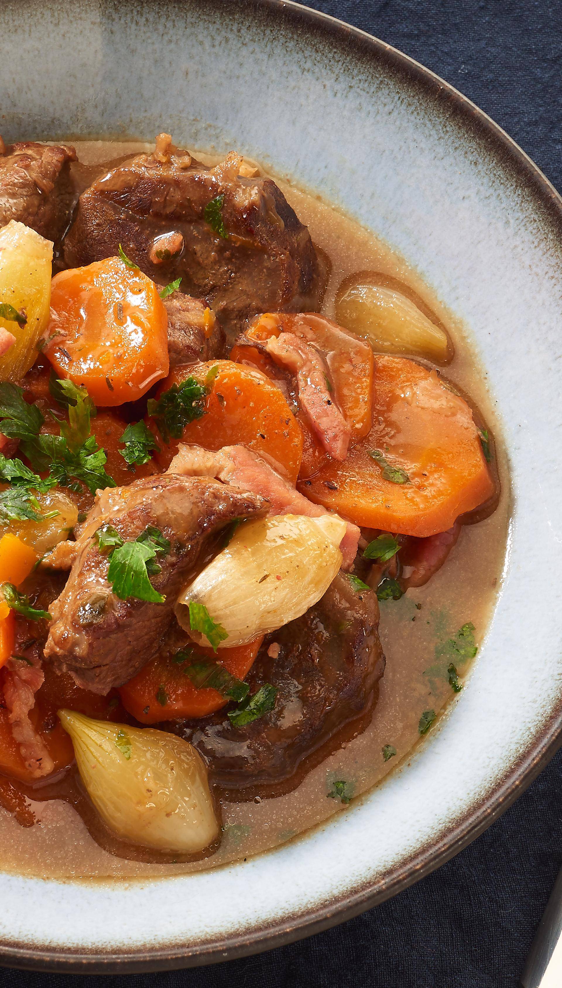 Dušené hovězí na pivu - recept Hrnce a pánve | Tefal