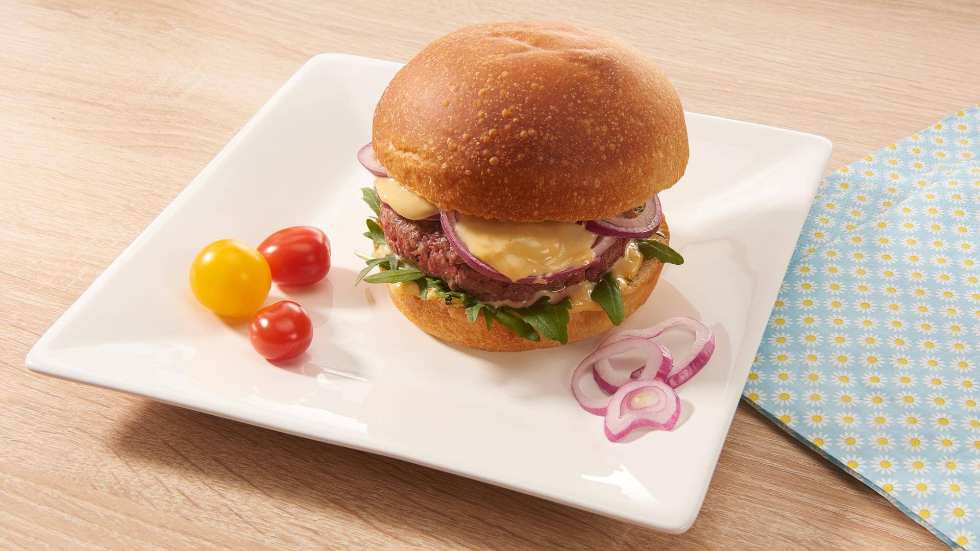 Kachní burgery s rukolovým salátem a parmezánem - recept Hrnce a pánve | Tefal