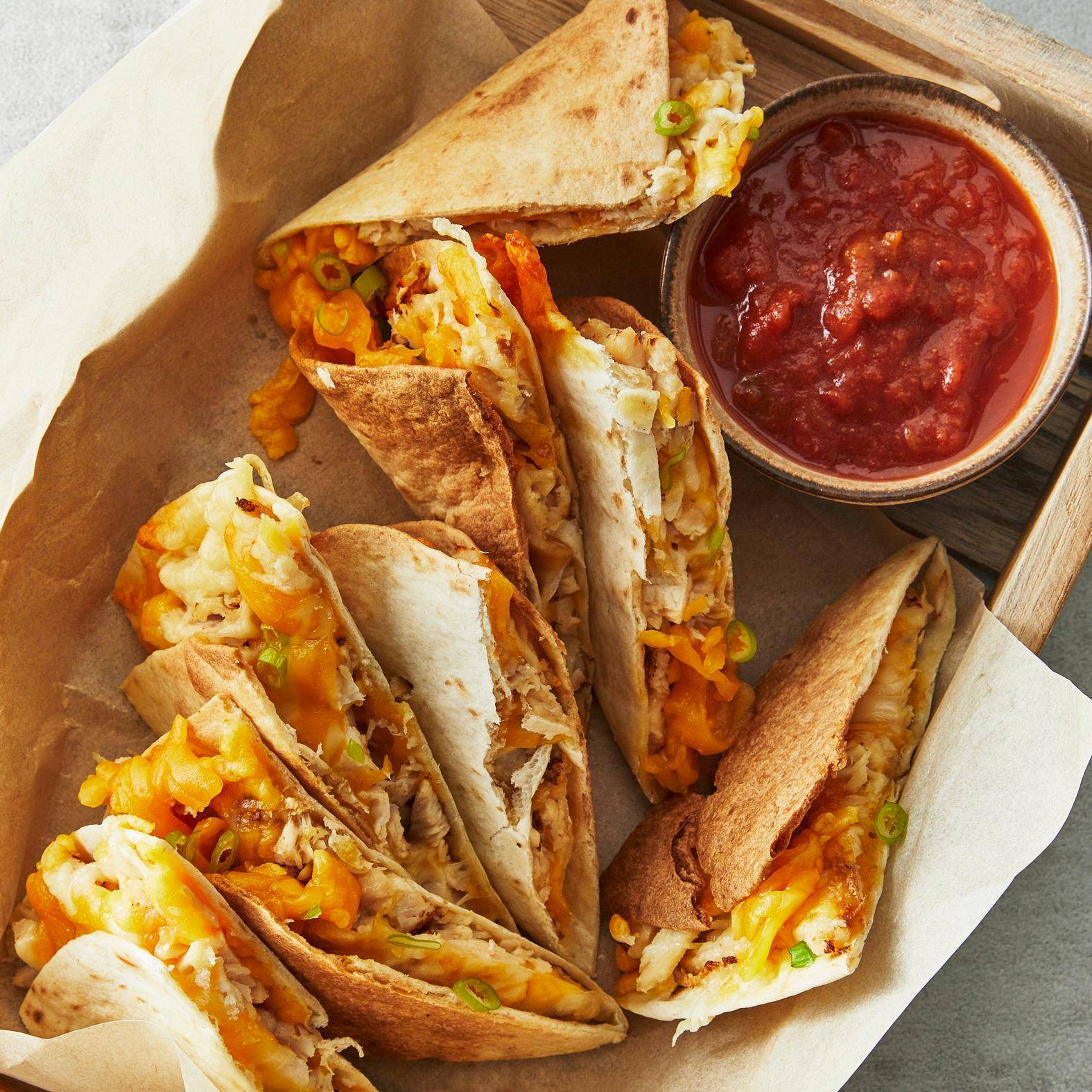 Kuřecí quesadillas - recept EASY FRY GRILL & STEAM 3 in 1 | Tefal