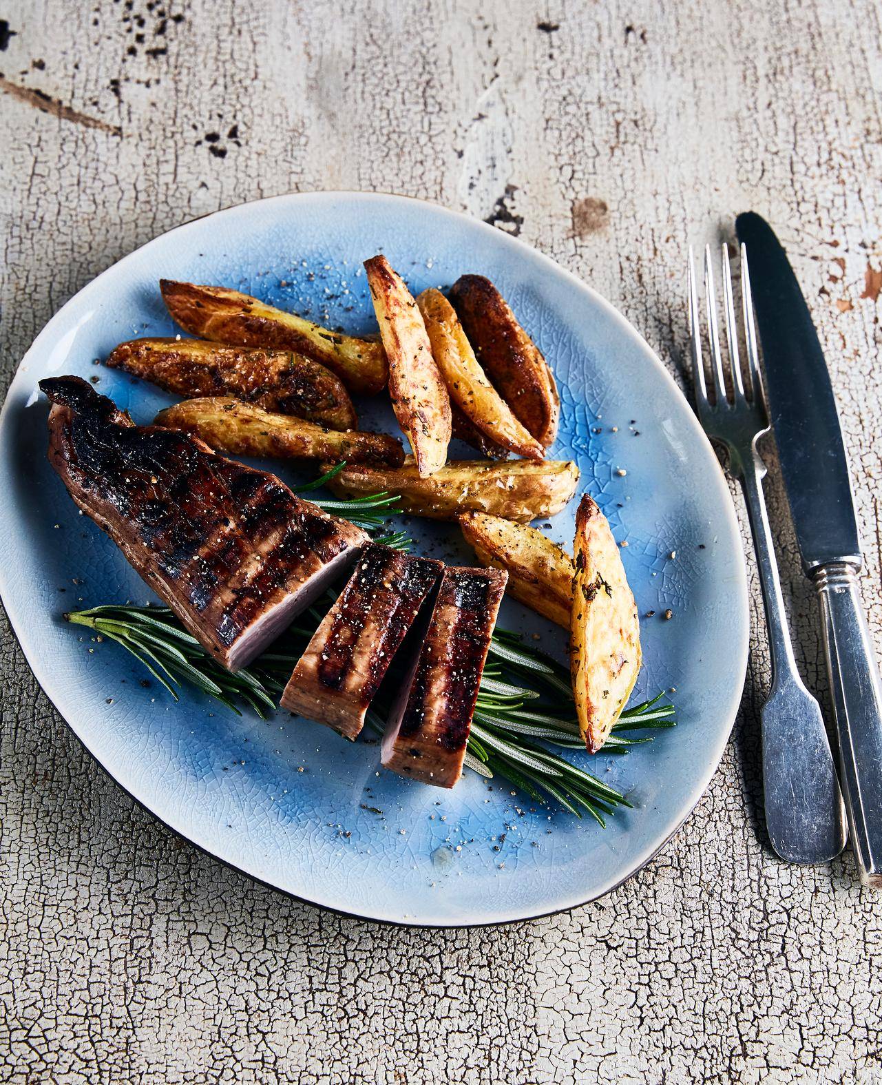 Vepřové plátky s balzamikem a rozmarýnovými bramborami - recept OptiGrill 2in1 | Tefal