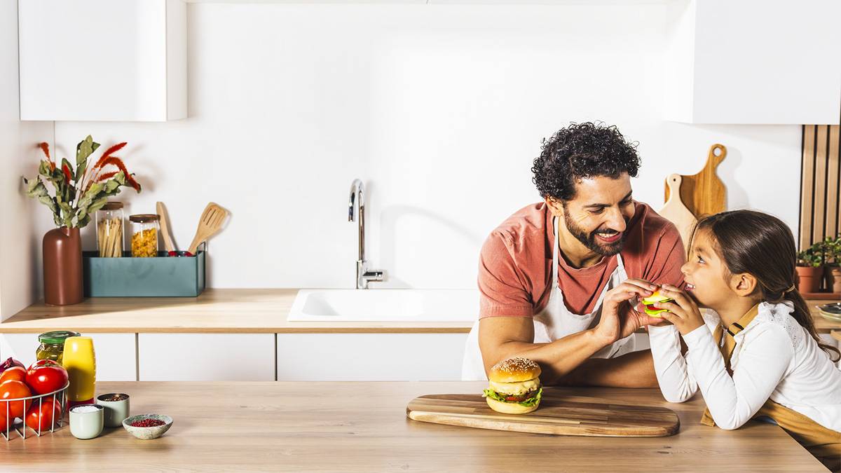 1200x675 Jaro v kuchyni web HP.jpg